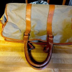 British Khaki-leather and canvas bag Light weight and great for weekend getaways